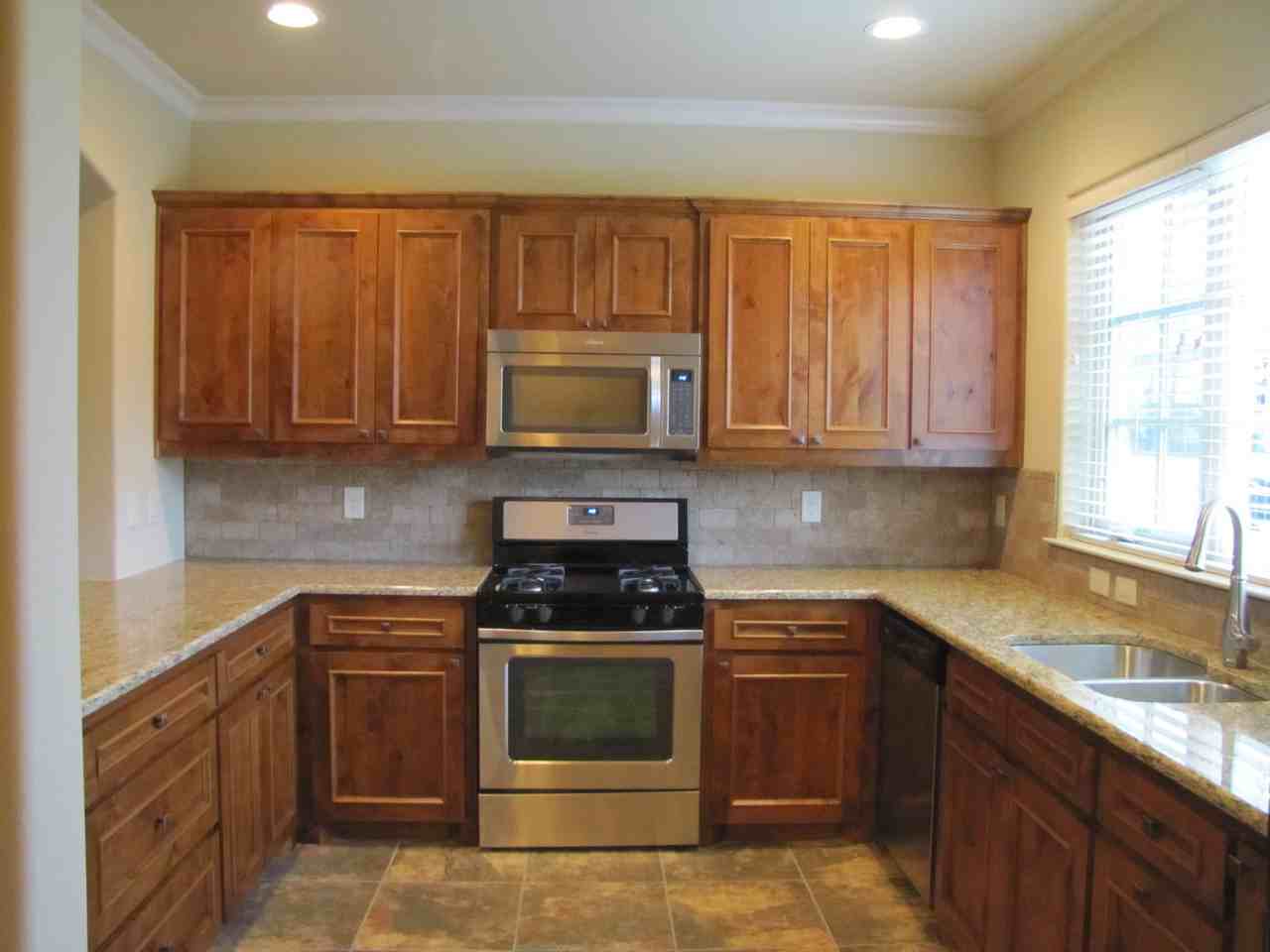 3415 W 4th St - Photo 3 of 28