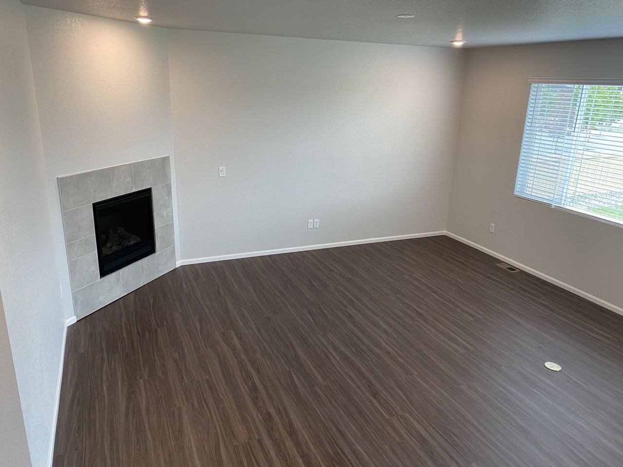 78 Bountiful Ave - Photo 3 of 23