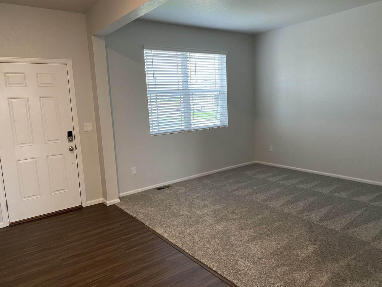 78 Bountiful Ave - Photo 4 of 23