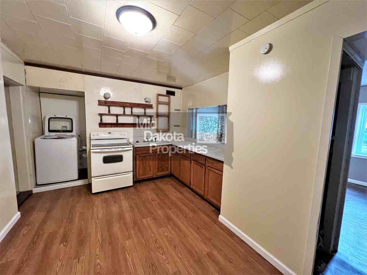 216 E 11th Ave - Photo 5 of 13