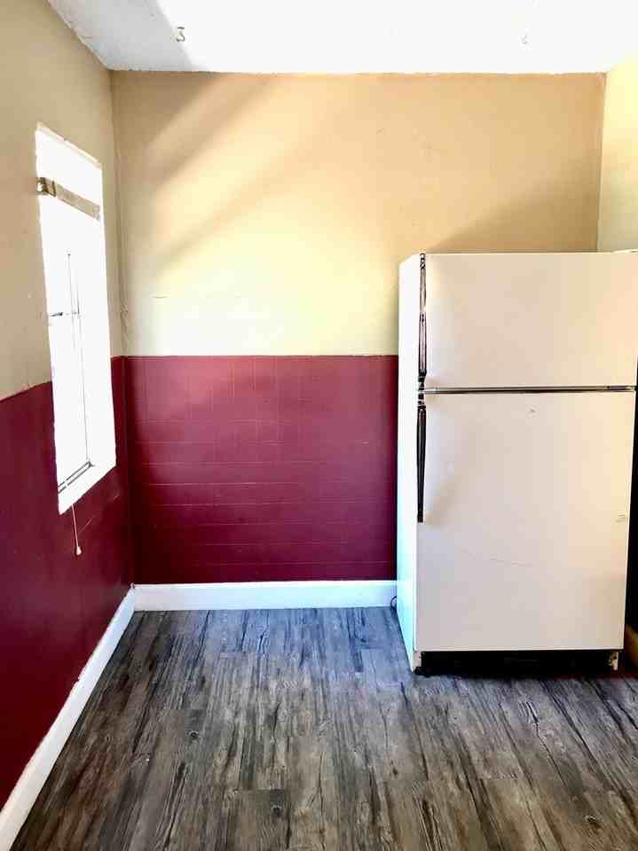 3016 30th Street - Photo 6 of 9