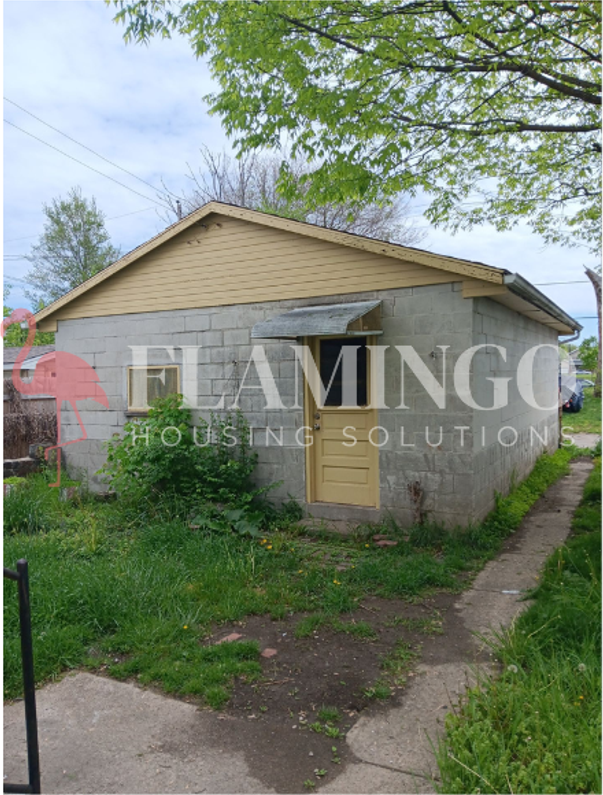 114 N Woodward Ave - Photo 3 of 15