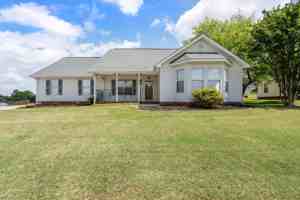 featured image of 124 Cornelson Dr