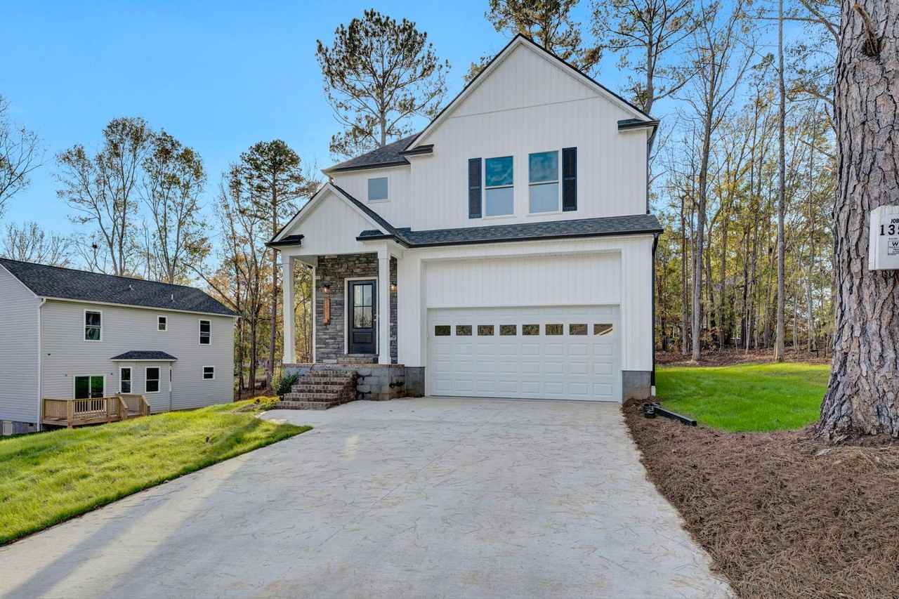 135 Dagnall Cir - Photo 2 of 46