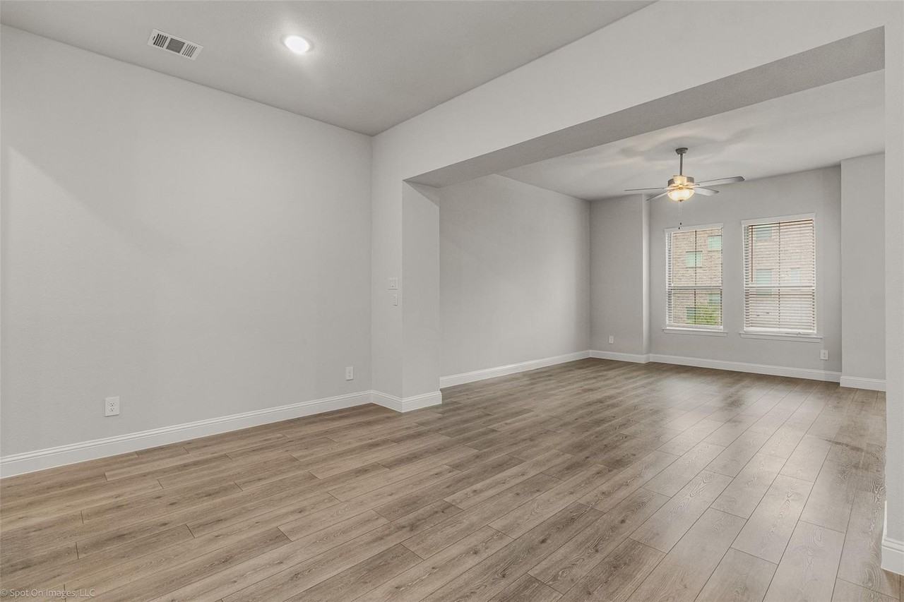 2236 Palomino St - Photo 3 of 27