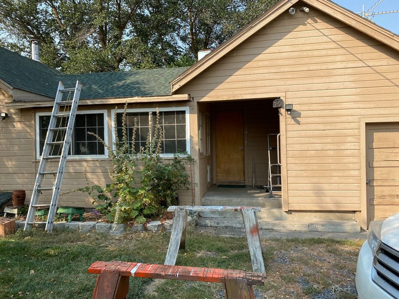 14225 Springlake Rd - Photo 2 of 16