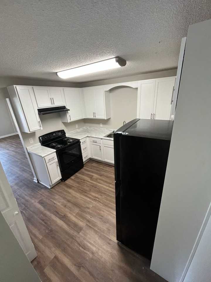 807 Ash Street Ext - Photo 4 of 12