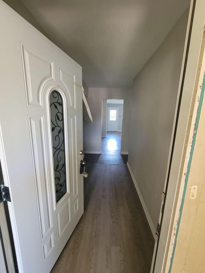 6317 Redwood Ln - Photo 7 of 26