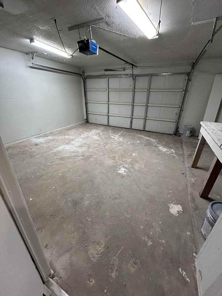 6317 Redwood Ln - Photo 6 of 26