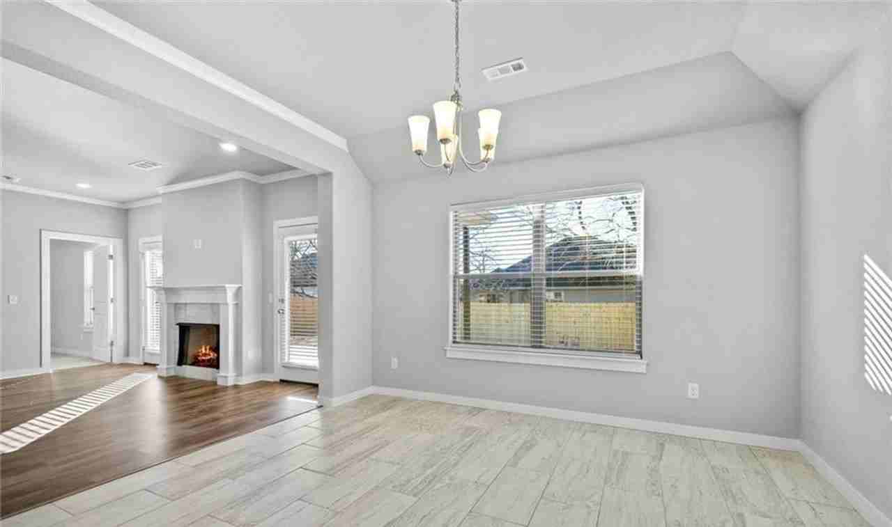 818 Copper St - Photo 4 of 9