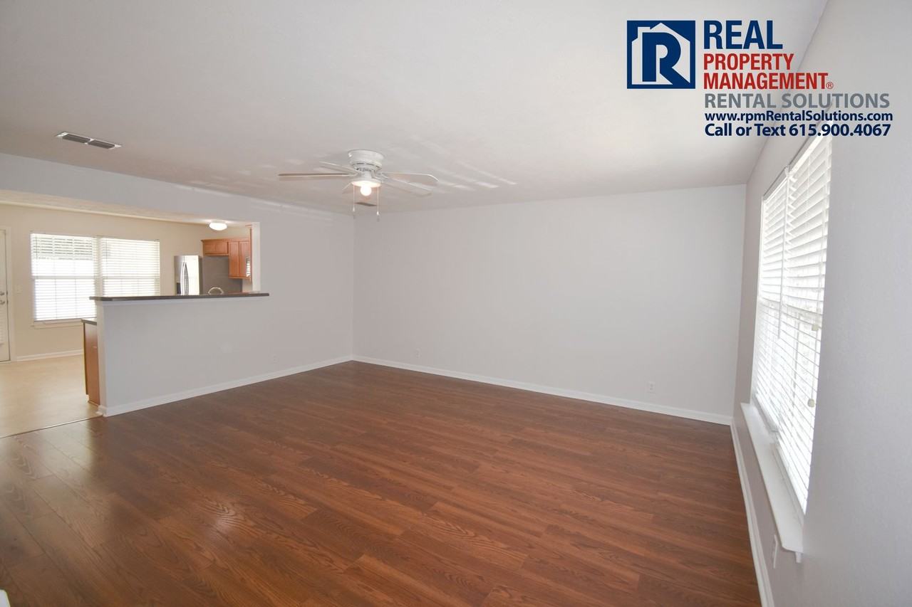 3212 Prater Ct - Photo 2 of 18
