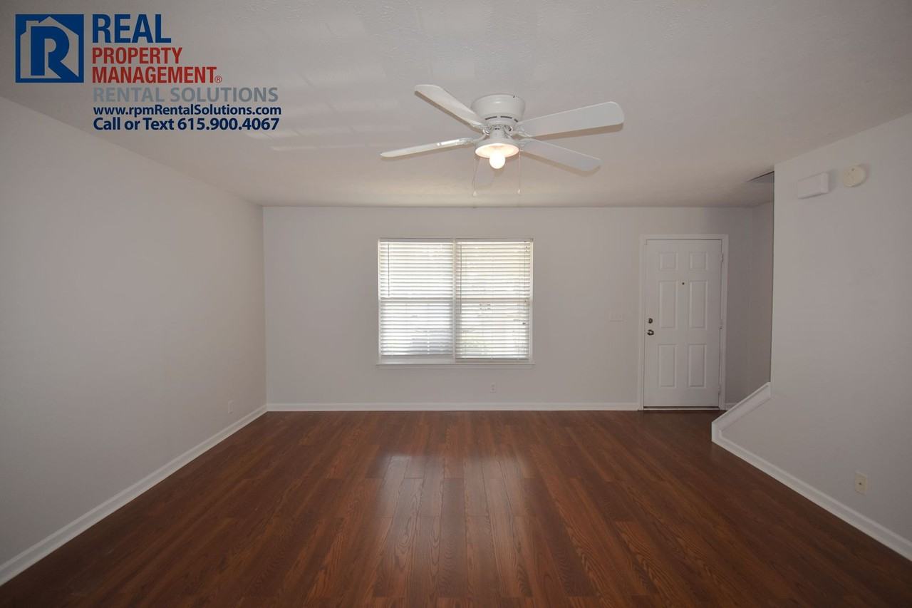 3212 Prater Ct - Photo 4 of 18