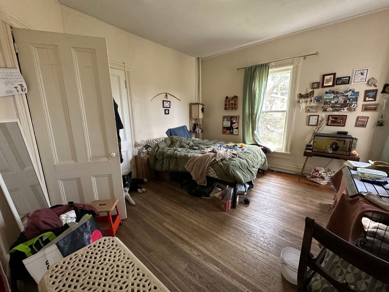 403 S Cayuga - Photo 2 of 9