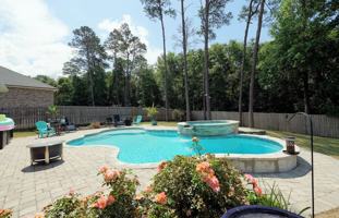 featured image of 203 Hart St