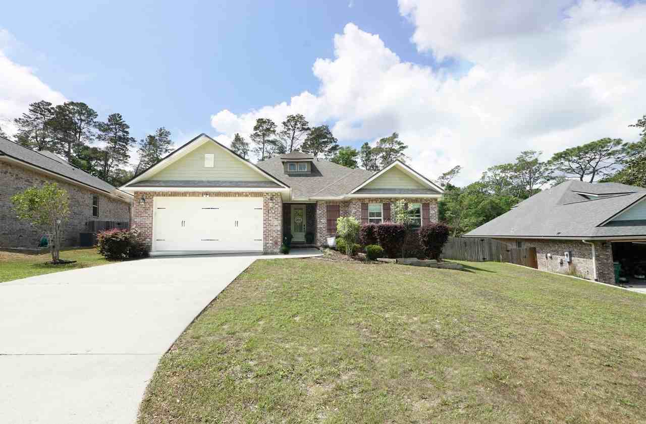 203 Hart St - Photo 3 of 39