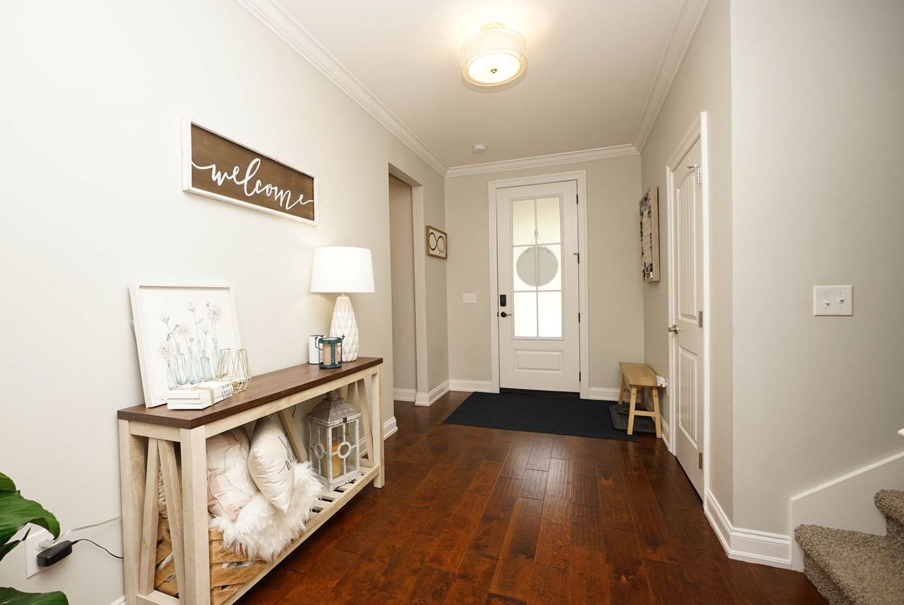 203 Hart St - Photo 5 of 39