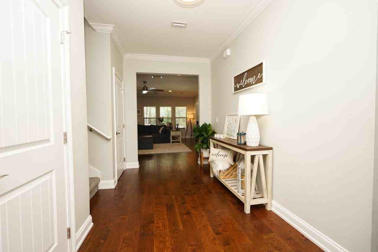 203 Hart St - Photo 7 of 39