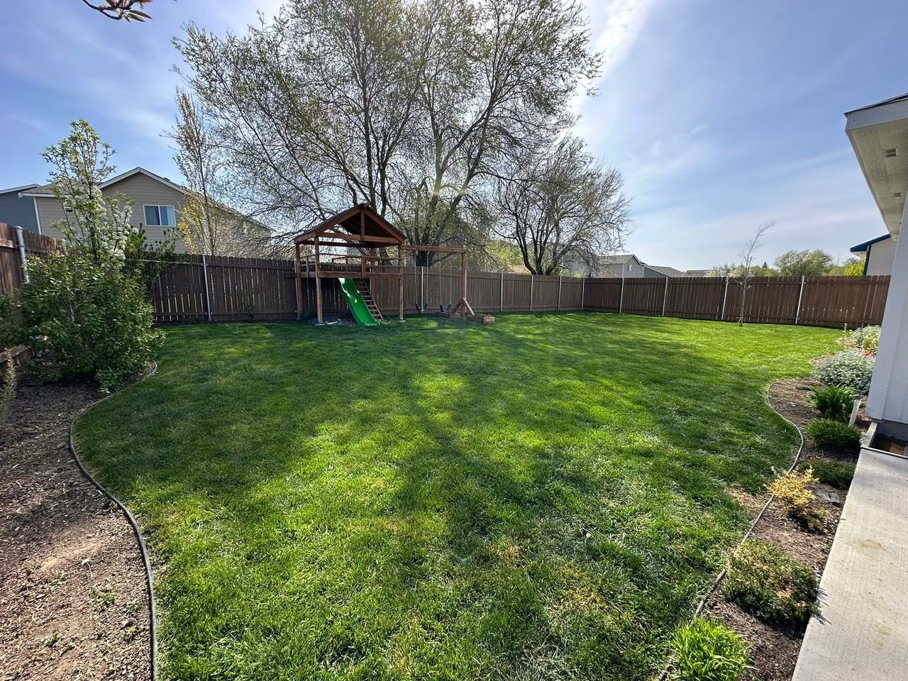 2508 N Ellington St - Photo 3 of 28