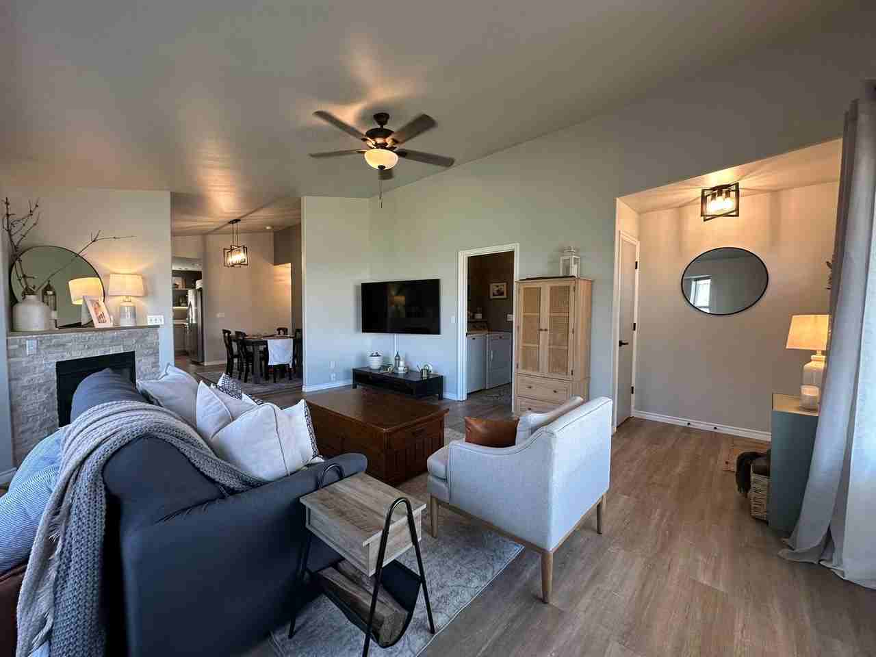 2508 N Ellington St - Photo 5 of 28