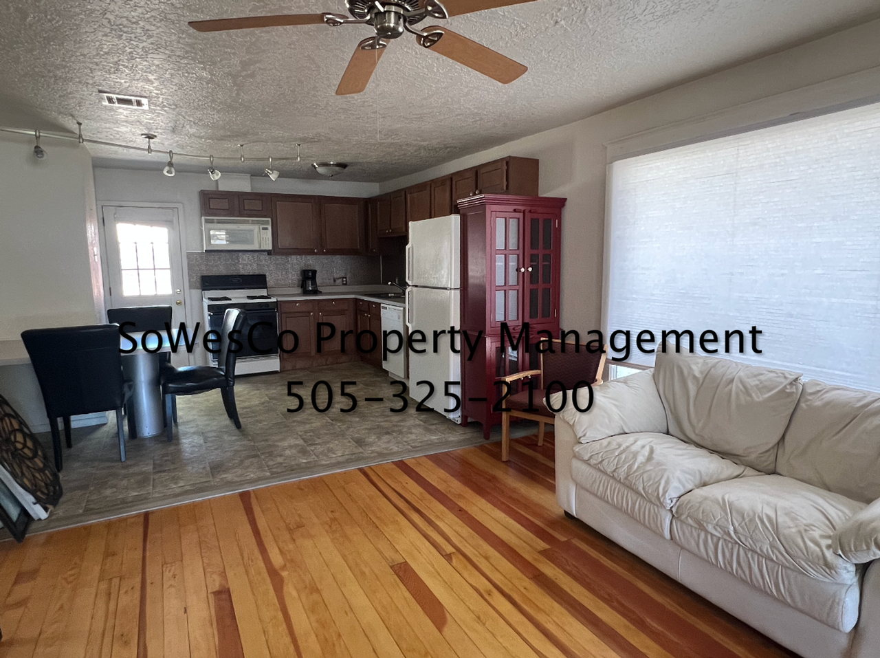 301 W Apache St - Photo 5 of 14