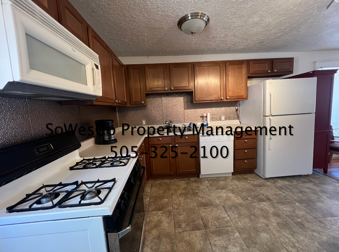 301 W Apache St - Photo 6 of 14