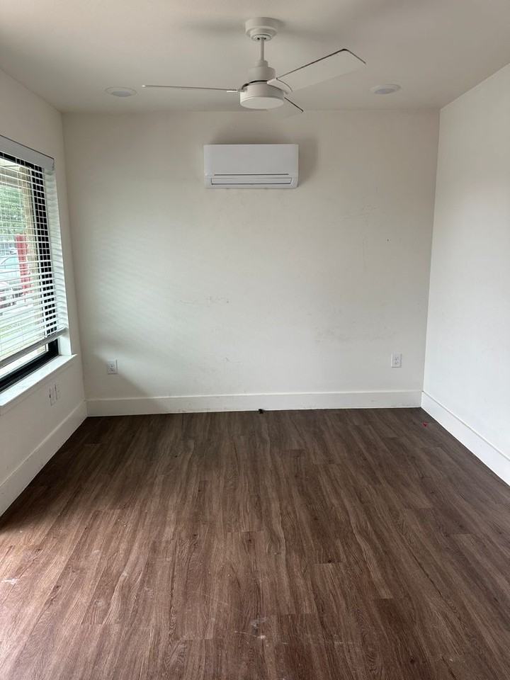 9133 Northgate Blvd #102 - Photo 5 of 11