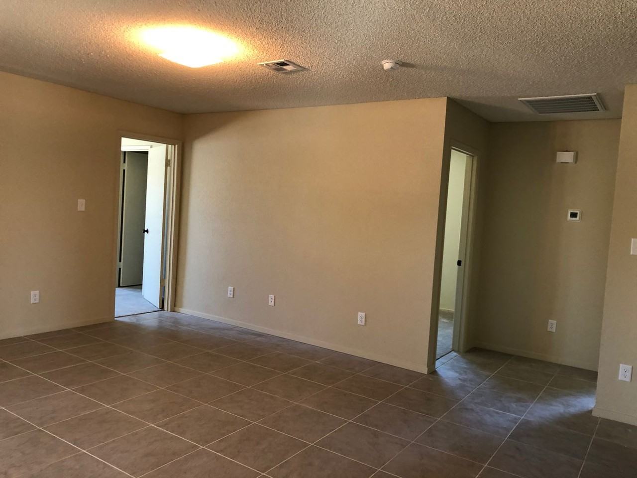 7036 E 38th St - Photo 3 of 11