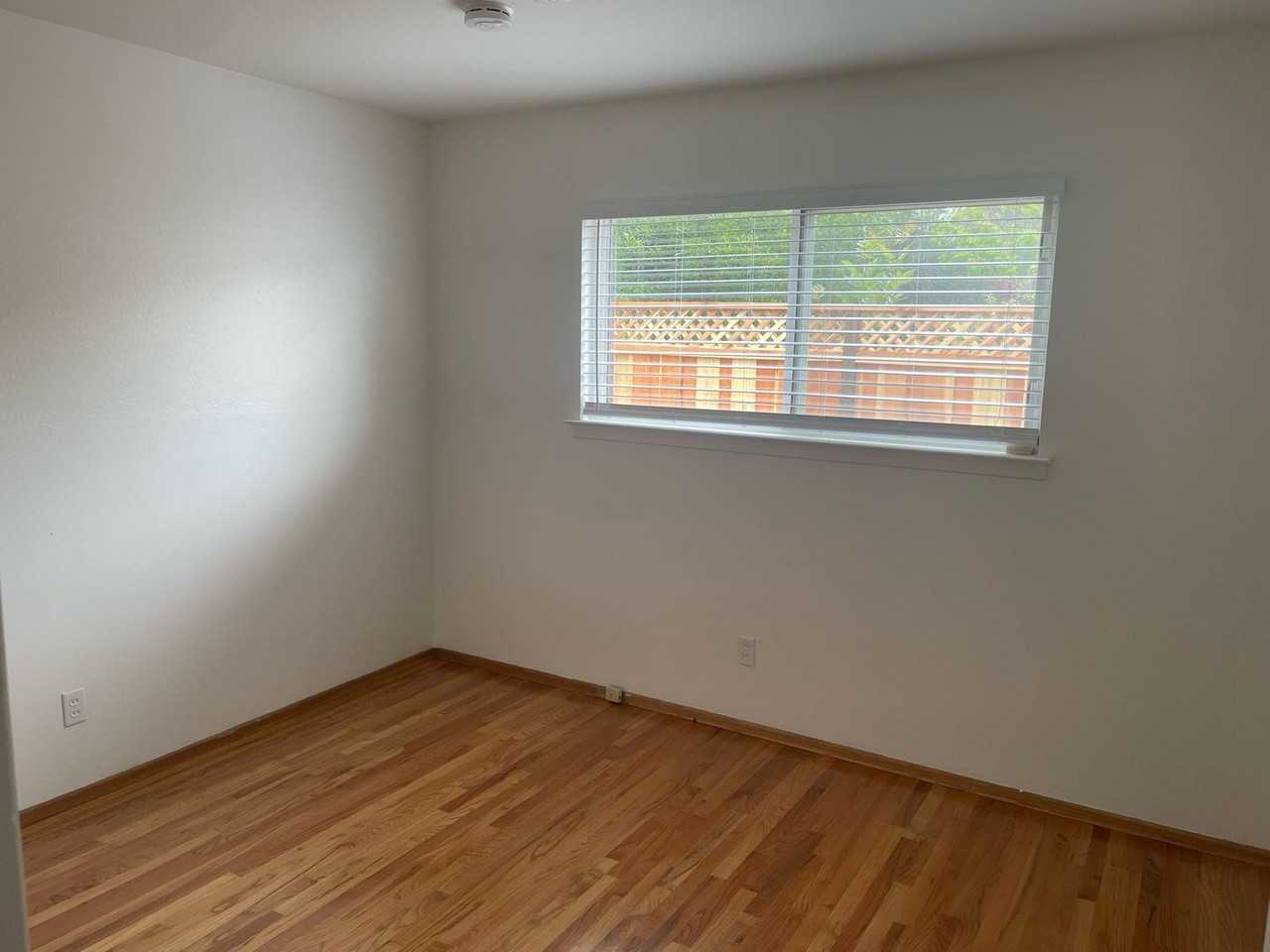 805 Onyx Ct - Photo 6 of 8