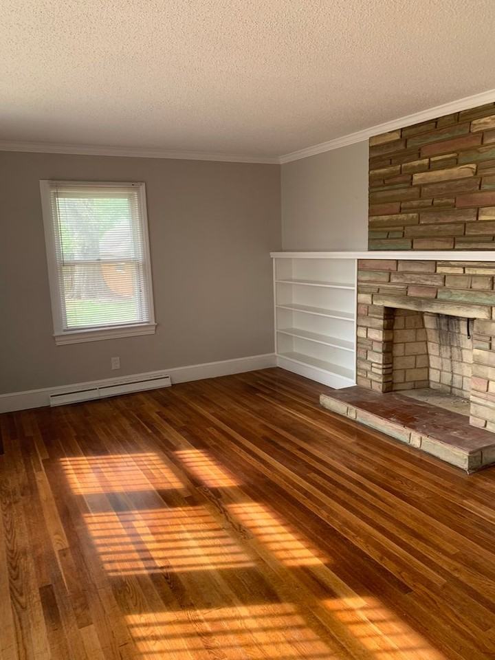 4529 Pleasant Garden Rd - Photo 5 of 18