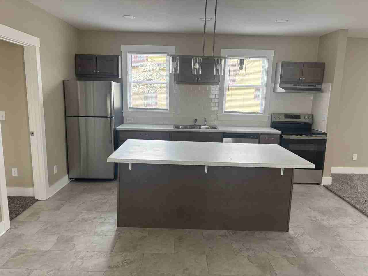 1639 W Main St - Photo 2 of 13