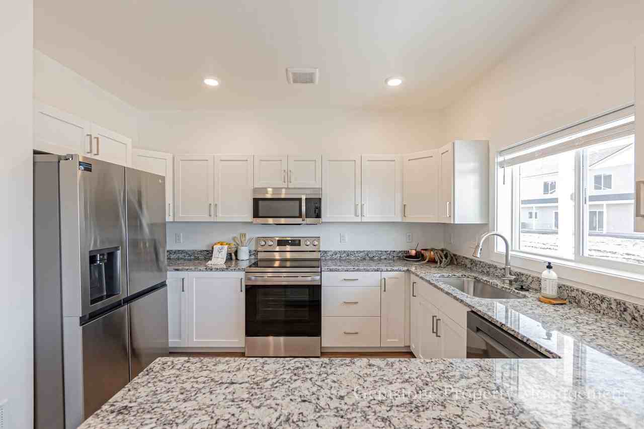 543 Tap Root Dr - Photo 3 of 45