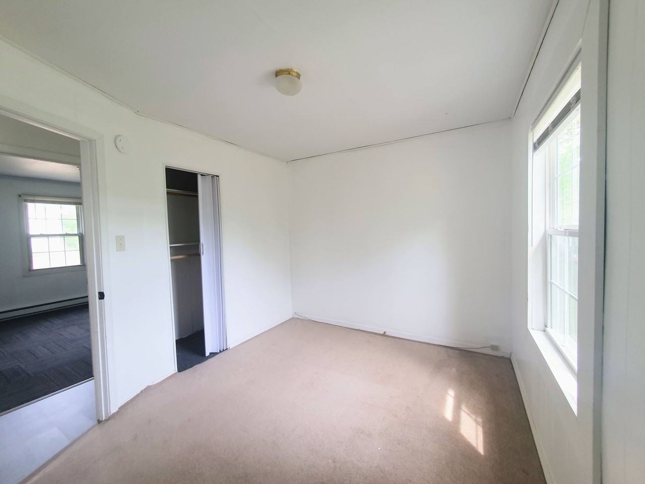 15015 Hackney Dr - Photo 2 of 7