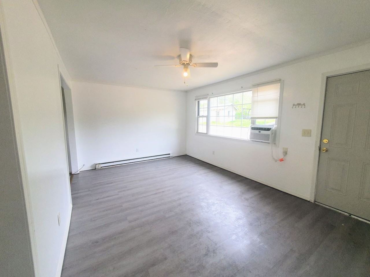 15015 Hackney Dr - Photo 6 of 7