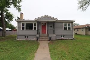 featured image of 321 W 14th St
