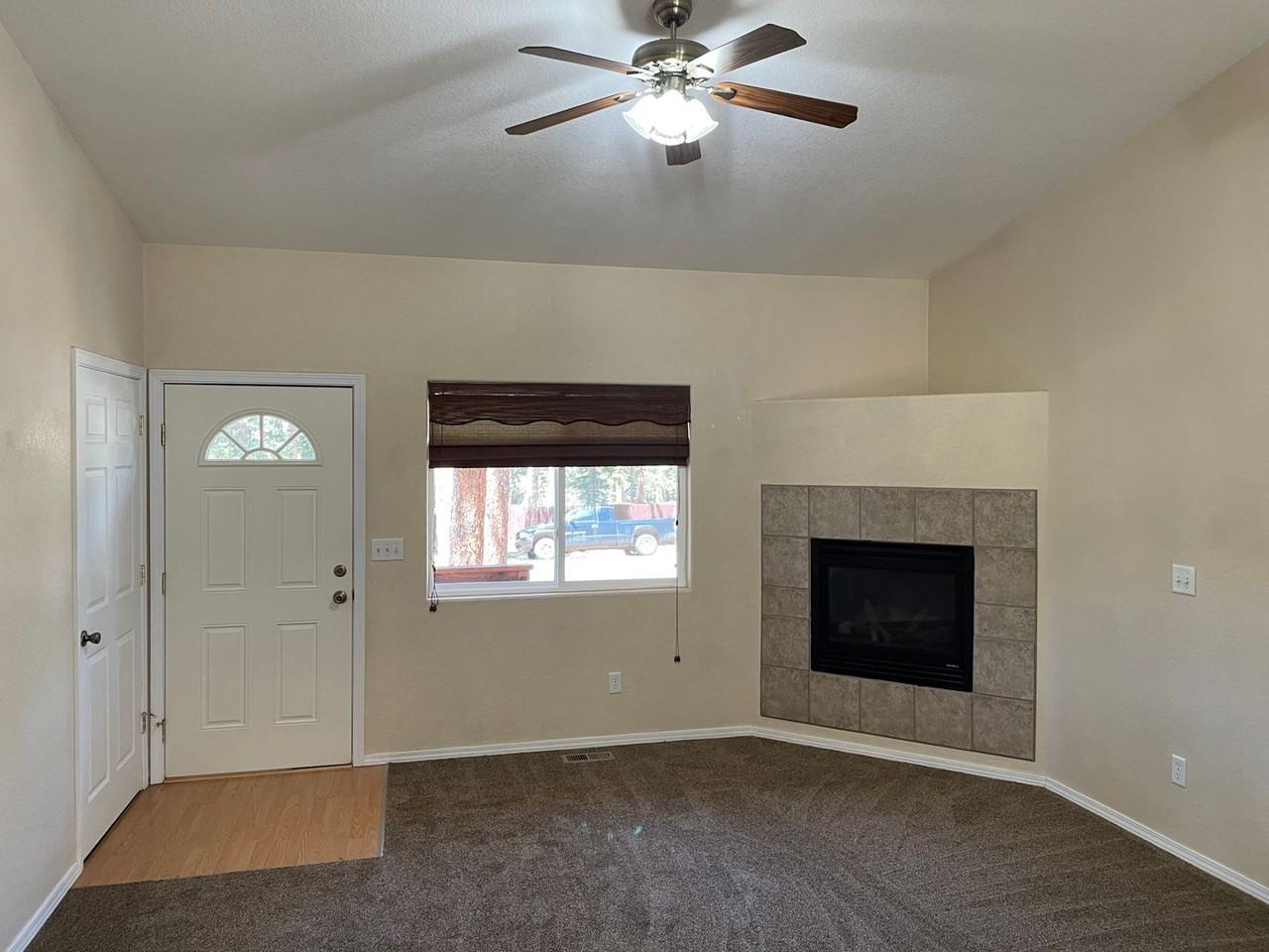 611 Lake Ave - Photo 2 of 18