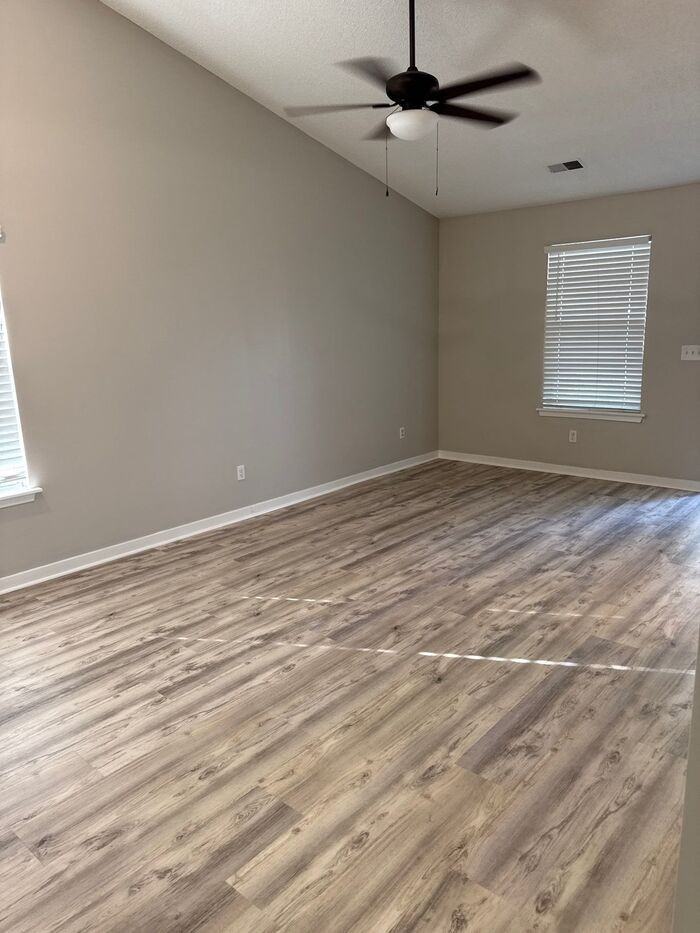 201 Birmingham Dr - Photo 2 of 25