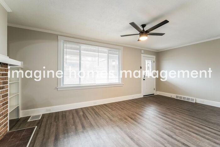 109 Catskill Ave - Photo 3 of 18