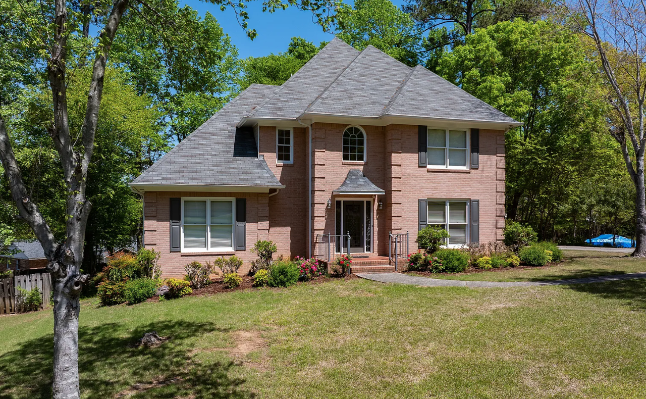 3405 Danner Cir #NA - Photo 2 of 13