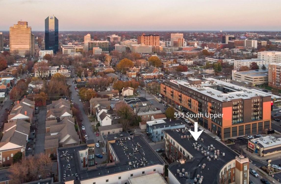 535 S Upper St #421 - Photo 2 of 32