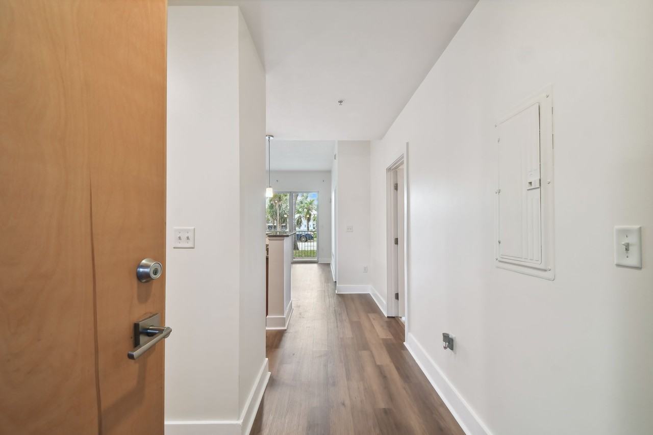 1501 Doyle Carlton Dr #109 - Photo 2 of 48