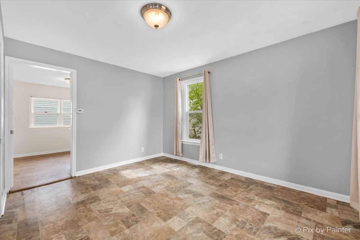 429 W Ottawa St #NA - Photo 3 of 24
