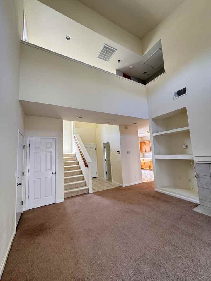 5054 Dominican Court - Photo 3 of 22