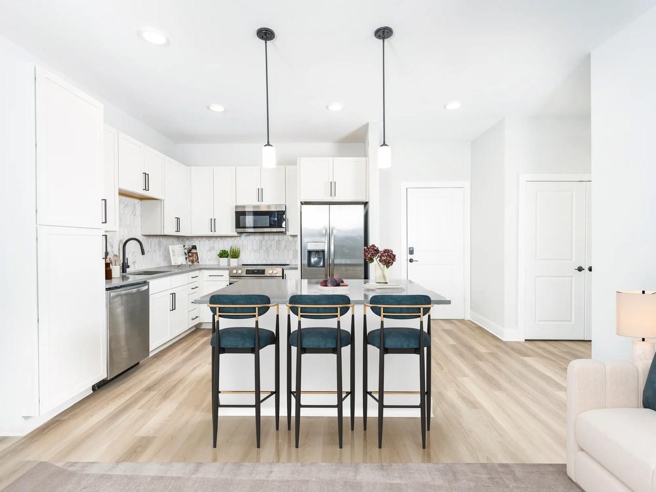 Modera Liberty Row - Photo 5 of 46