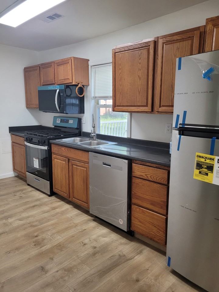 912 Elfin Ave #NA - Photo 5 of 25