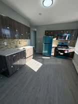 411-425 E Main St - Photo 1 of 1