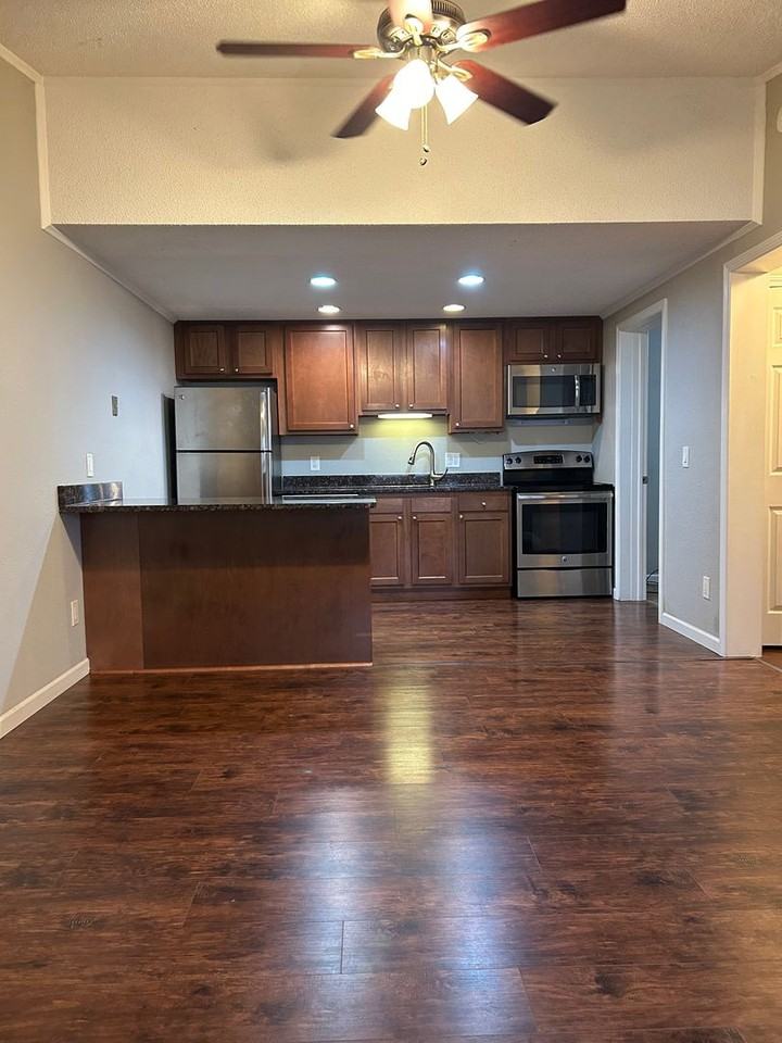 Waterbury Estates - Photo 2 of 14