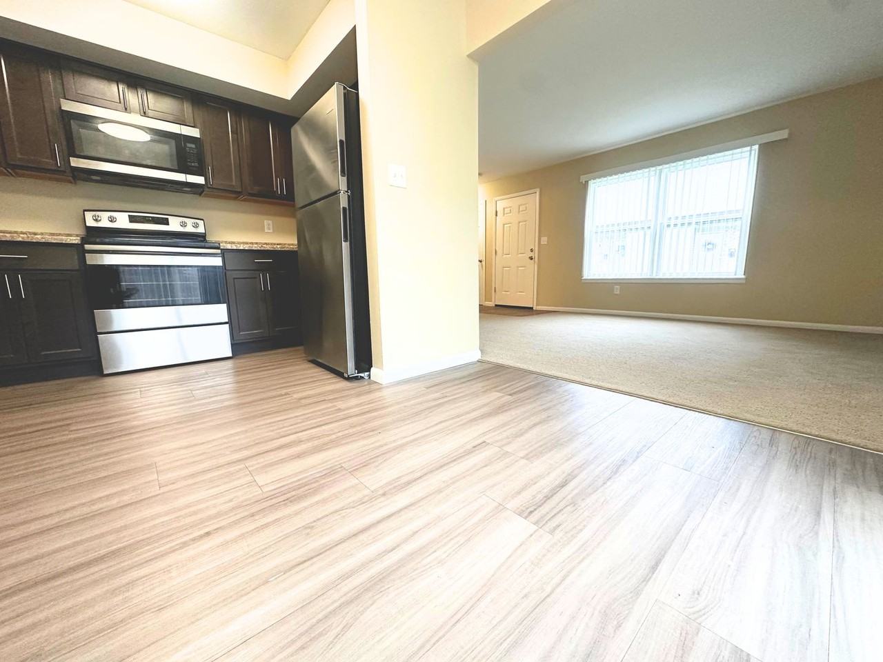 Kendall Oaks Saukville - Photo 2 of 16