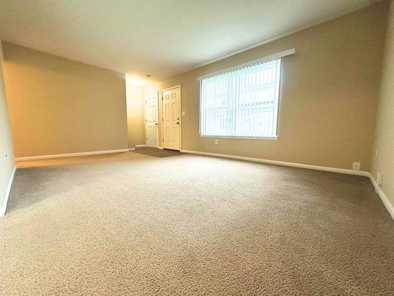 Kendall Oaks Saukville - Photo 5 of 16