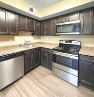 featured image of 400 W Chiswell St