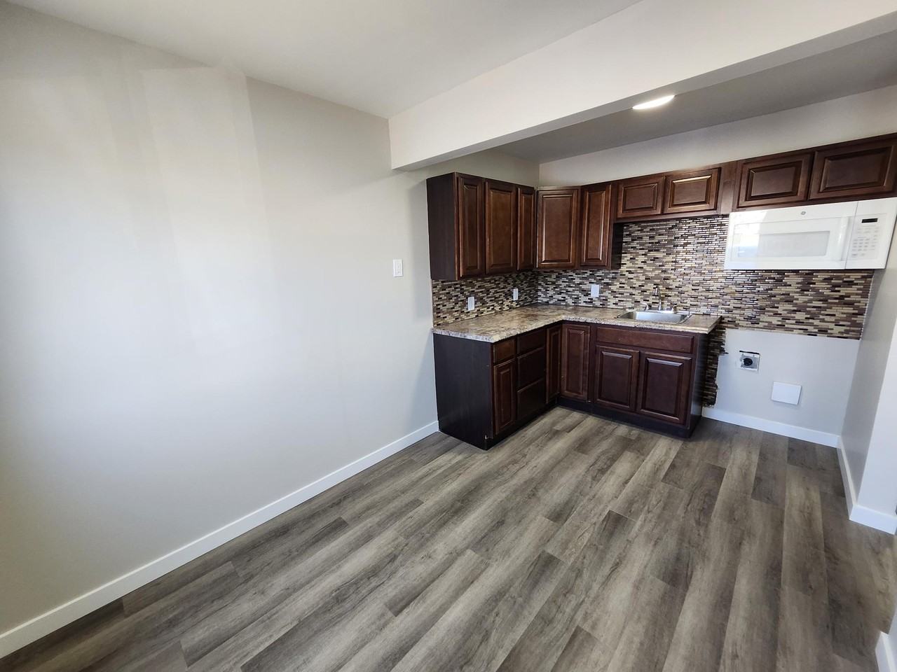 414 Highmeadow Dr #1 - Photo 3 of 26